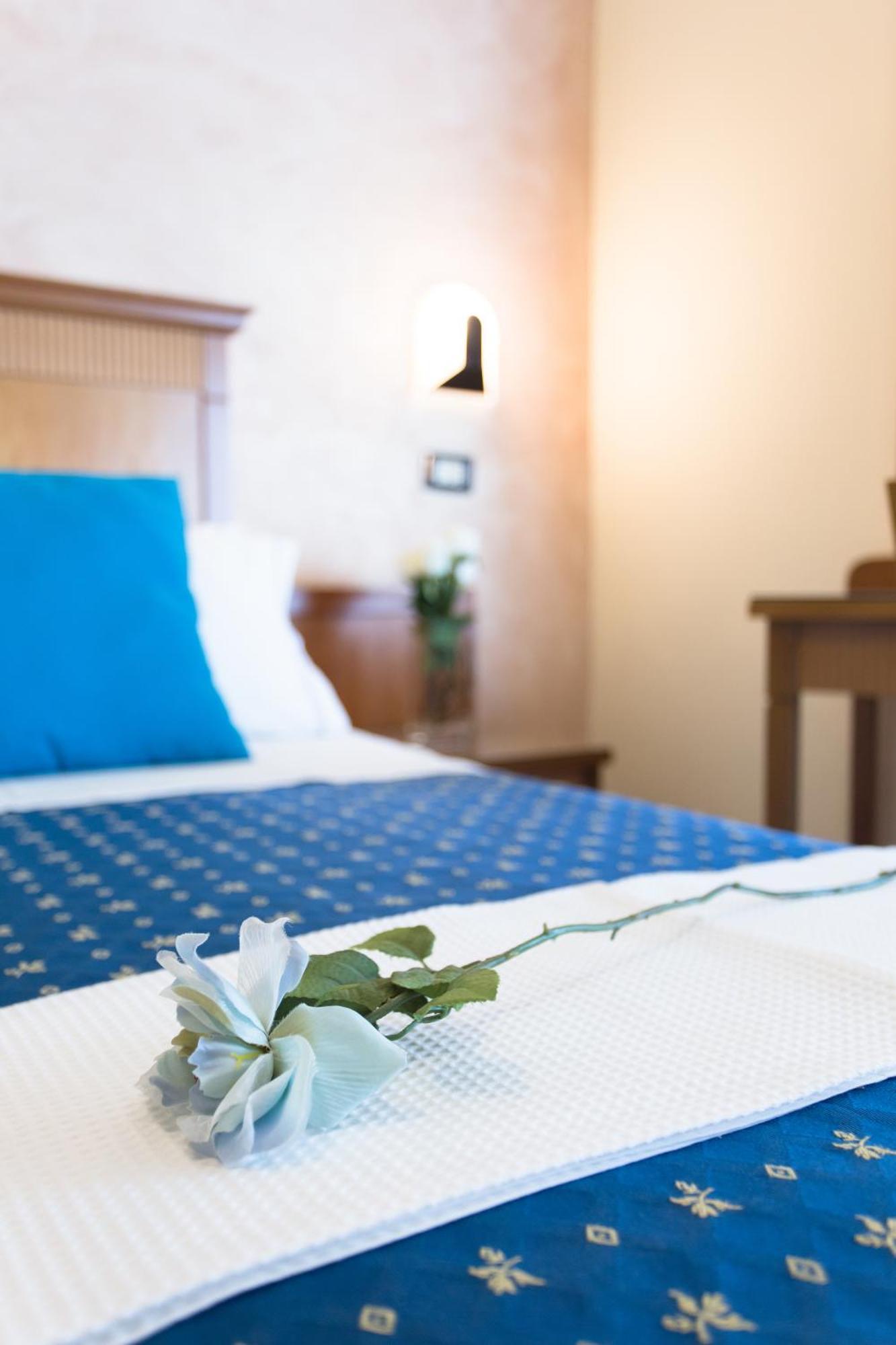 צ'סנטיקו Hotel Verona חדר תמונה